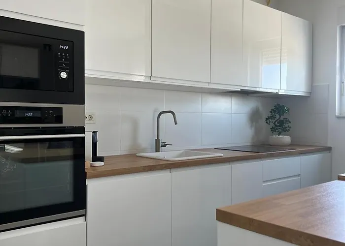 Apartment Blue Manor Pula